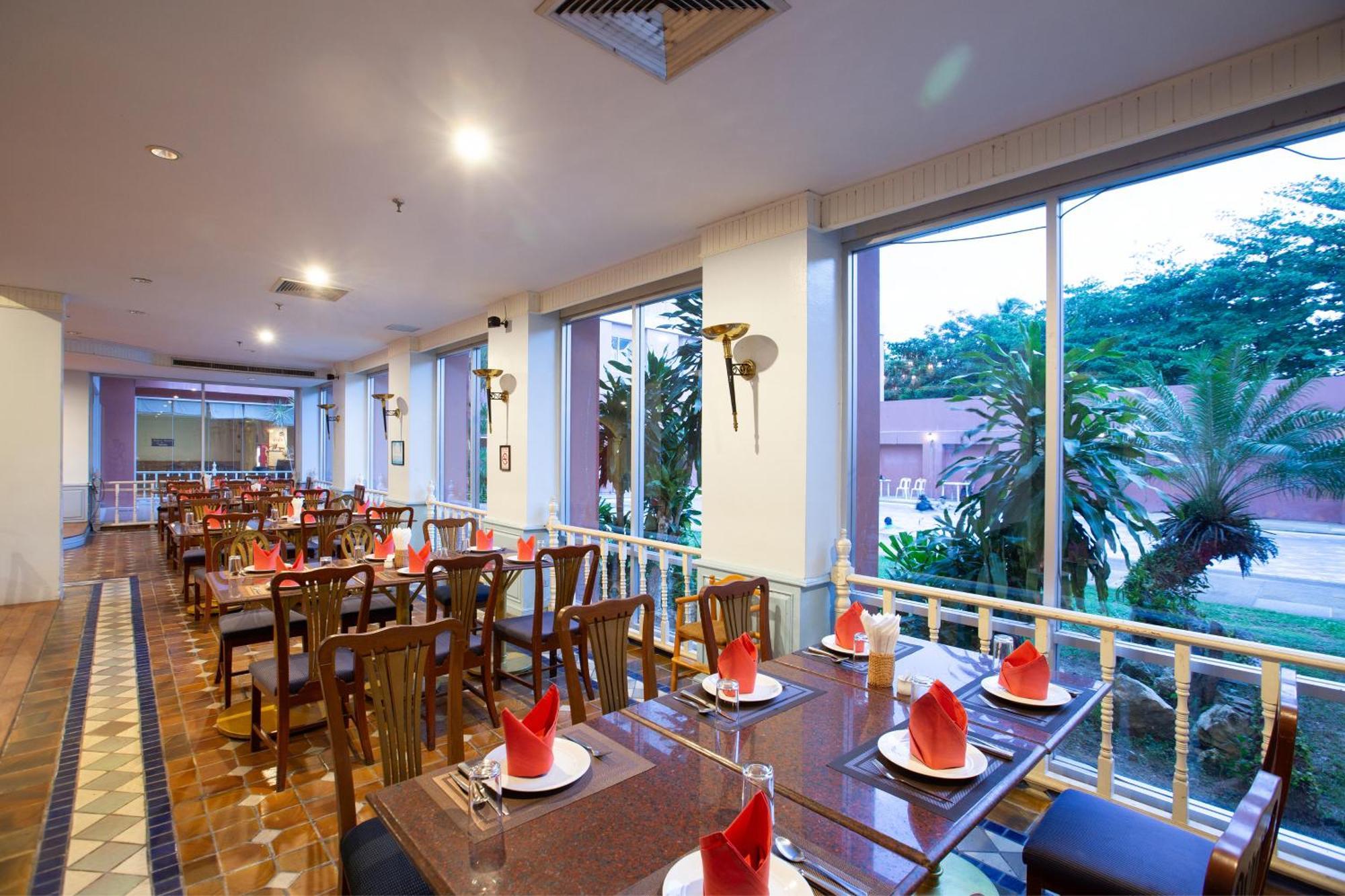 The Imperial Narathiwat Hotel Exteriör bild