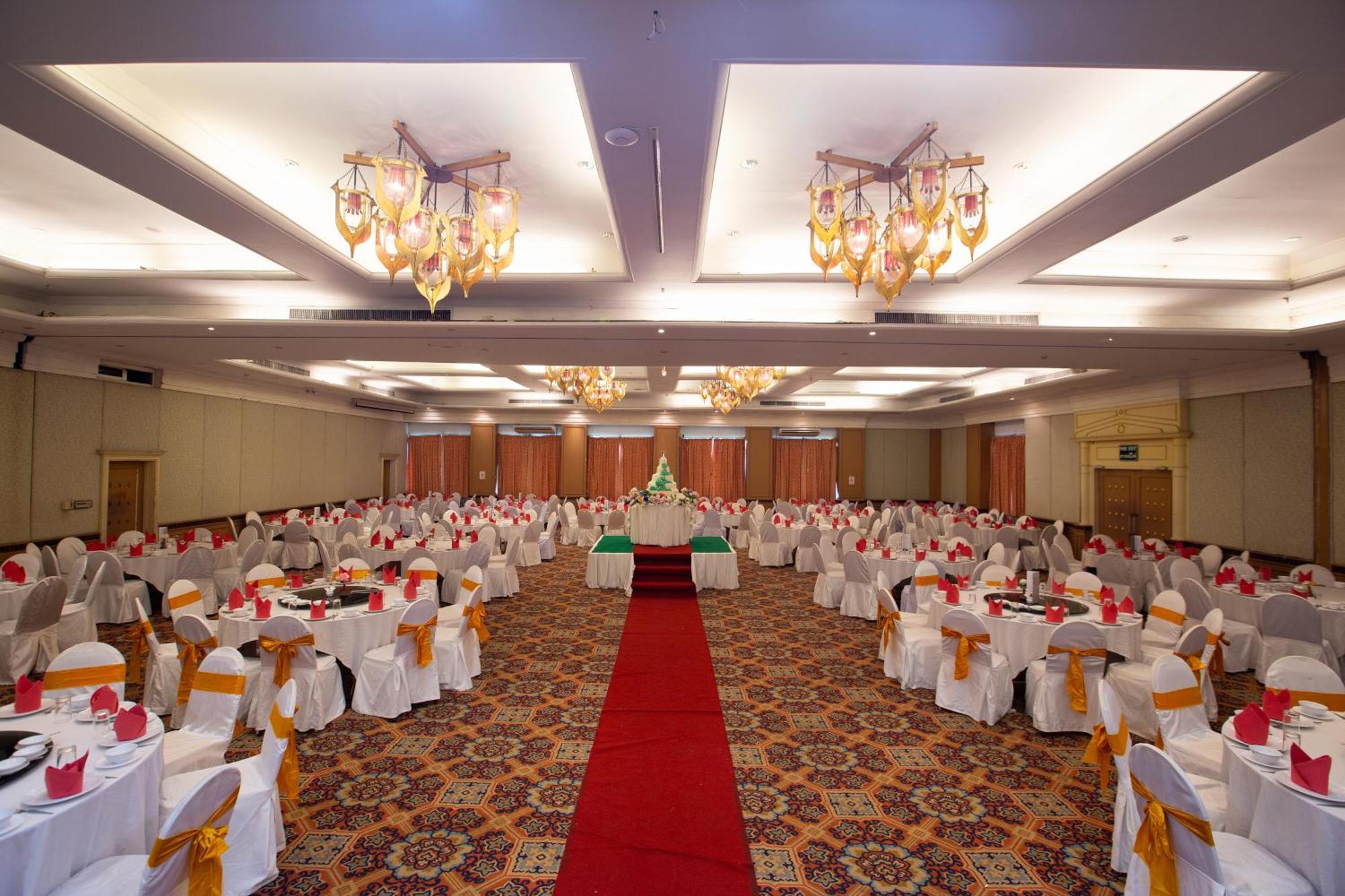 The Imperial Narathiwat Hotel Exteriör bild