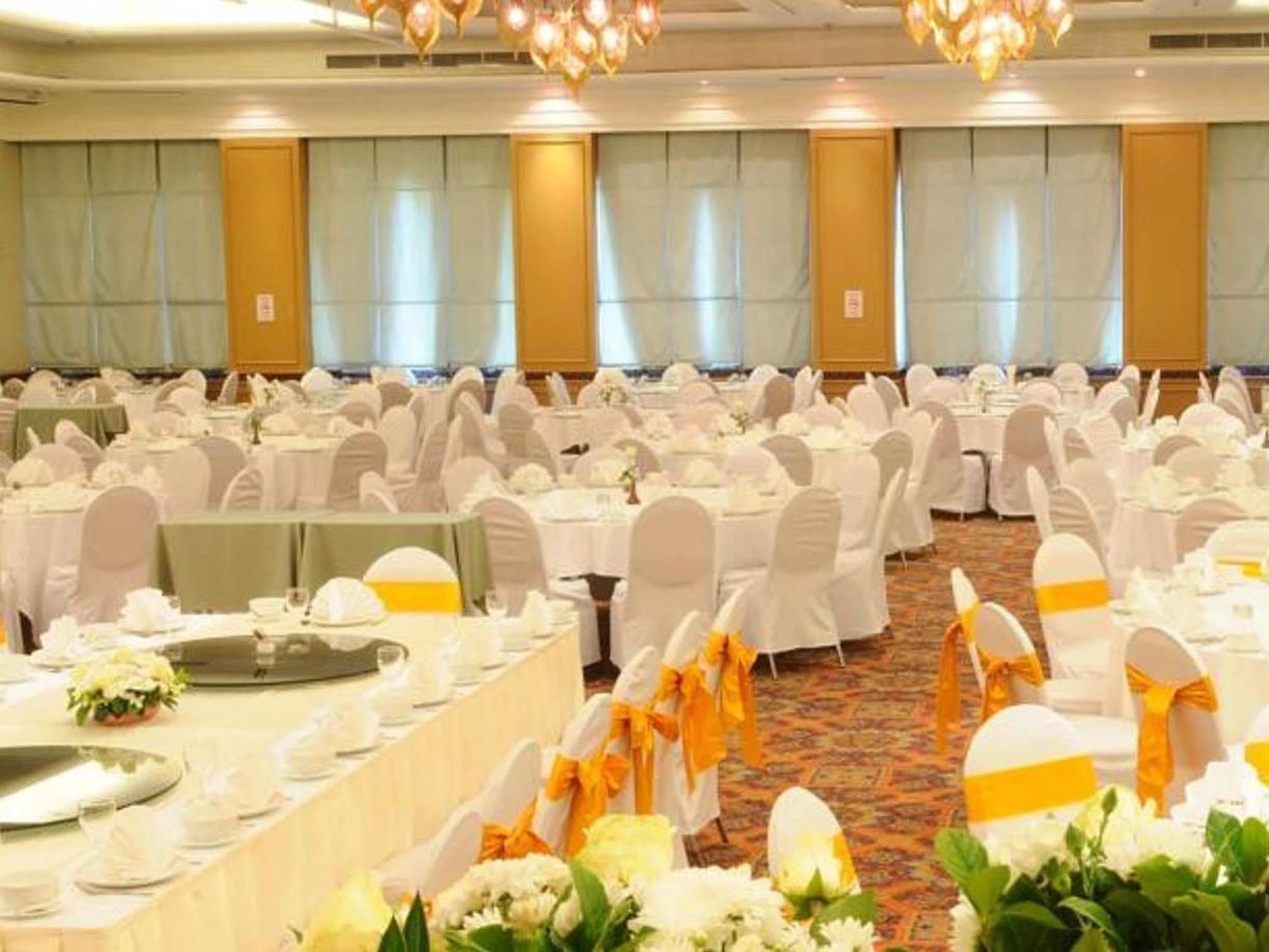 The Imperial Narathiwat Hotel Exteriör bild